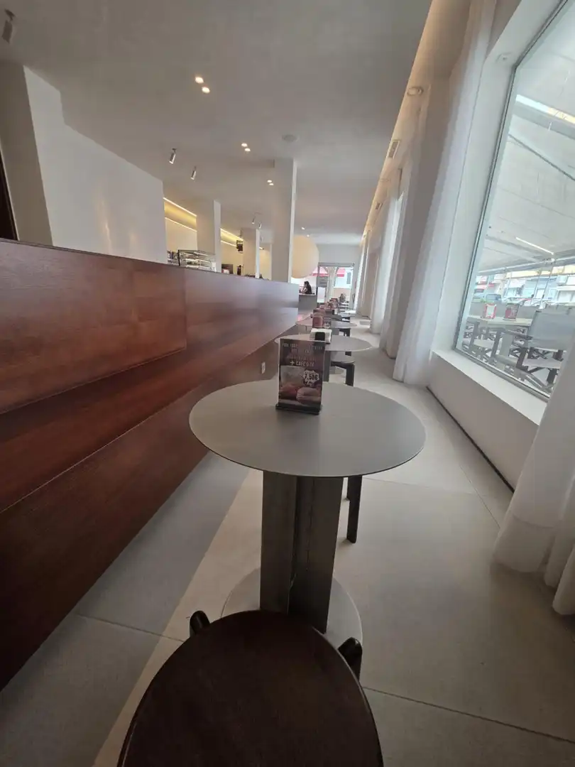 Commercial properties for rent in Montequinto  with Air Conditioner and Furnished