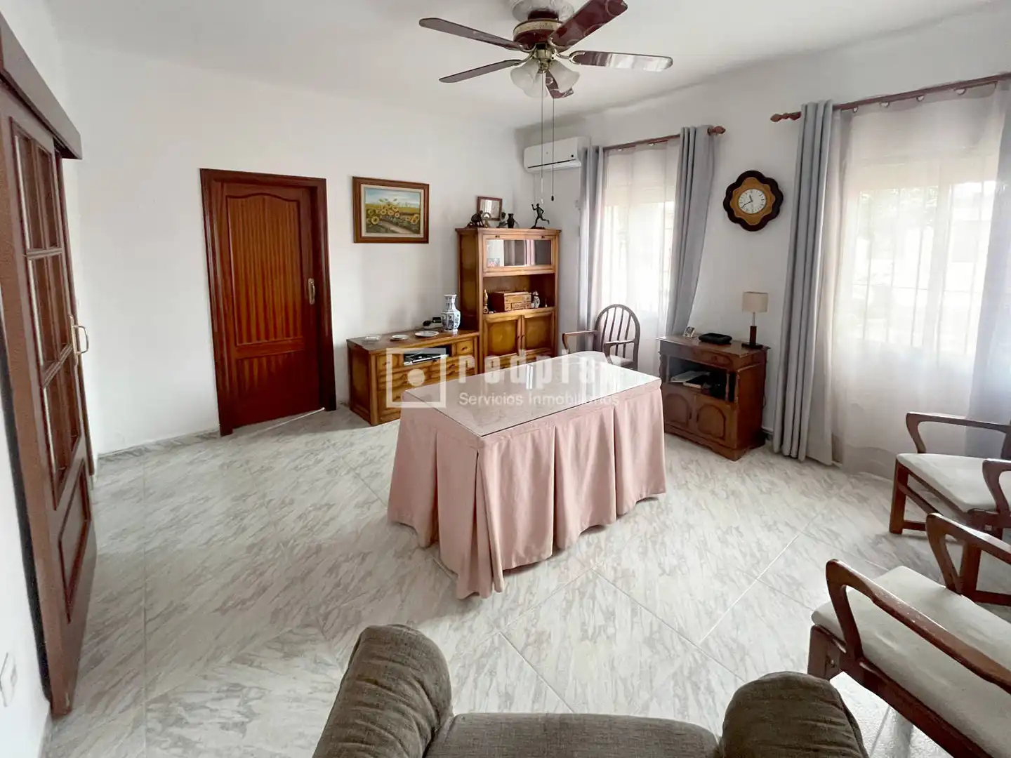 Living room of Flat for sale in Sevilla