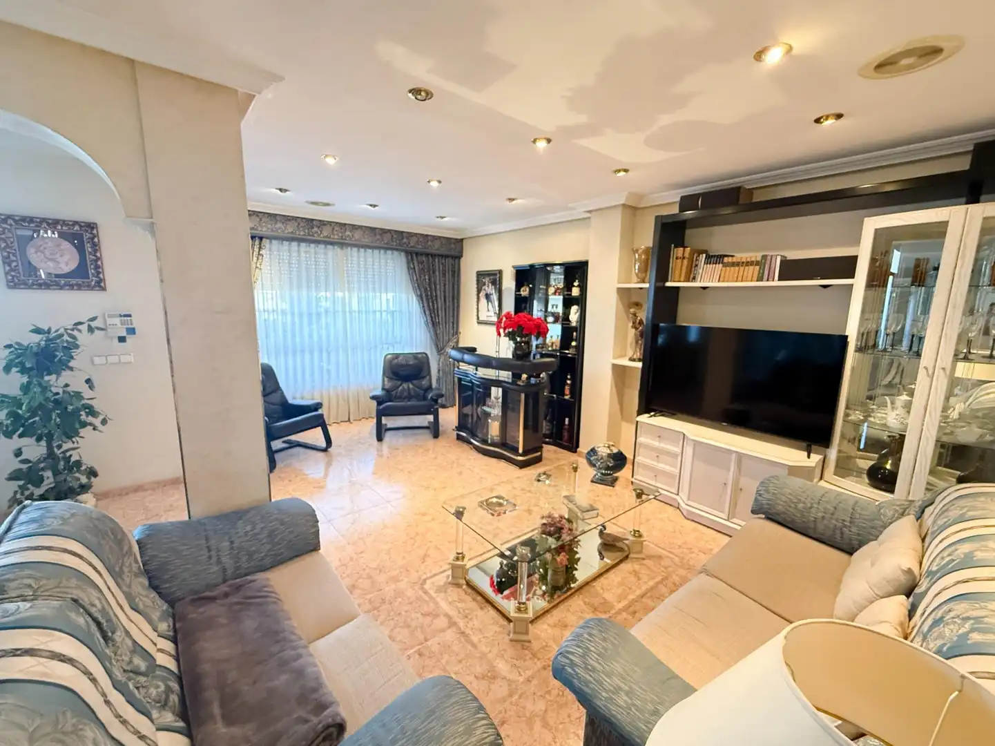 Sala d'estar de Casa o xalet en venda en Callosa de Segura amb Aire condicionat, Calefacció i Jardí privat