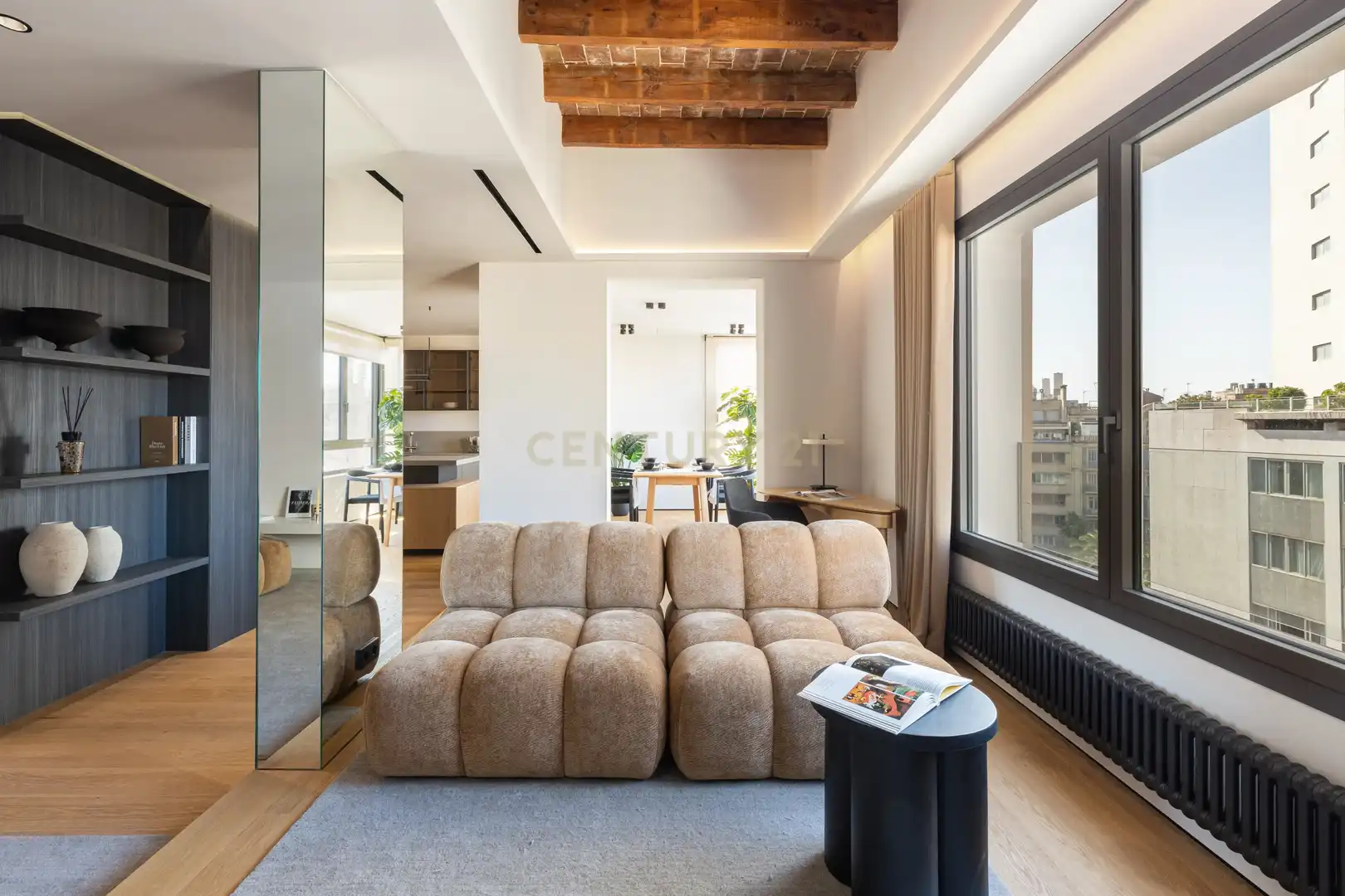 Apartment with lift for sale in Carrer de Muntaner, Barcelona, Barcelona, Spain
