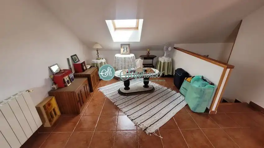 Sala d'estar de Casa o xalet en venda en Segovia amb Calefacció, Parquet i Terrassa