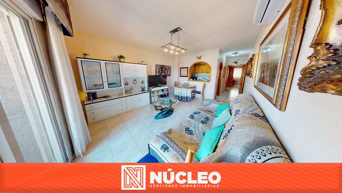 Living room of Flat for sale in Torrevieja  with Air Conditioner, Heating and Furnished