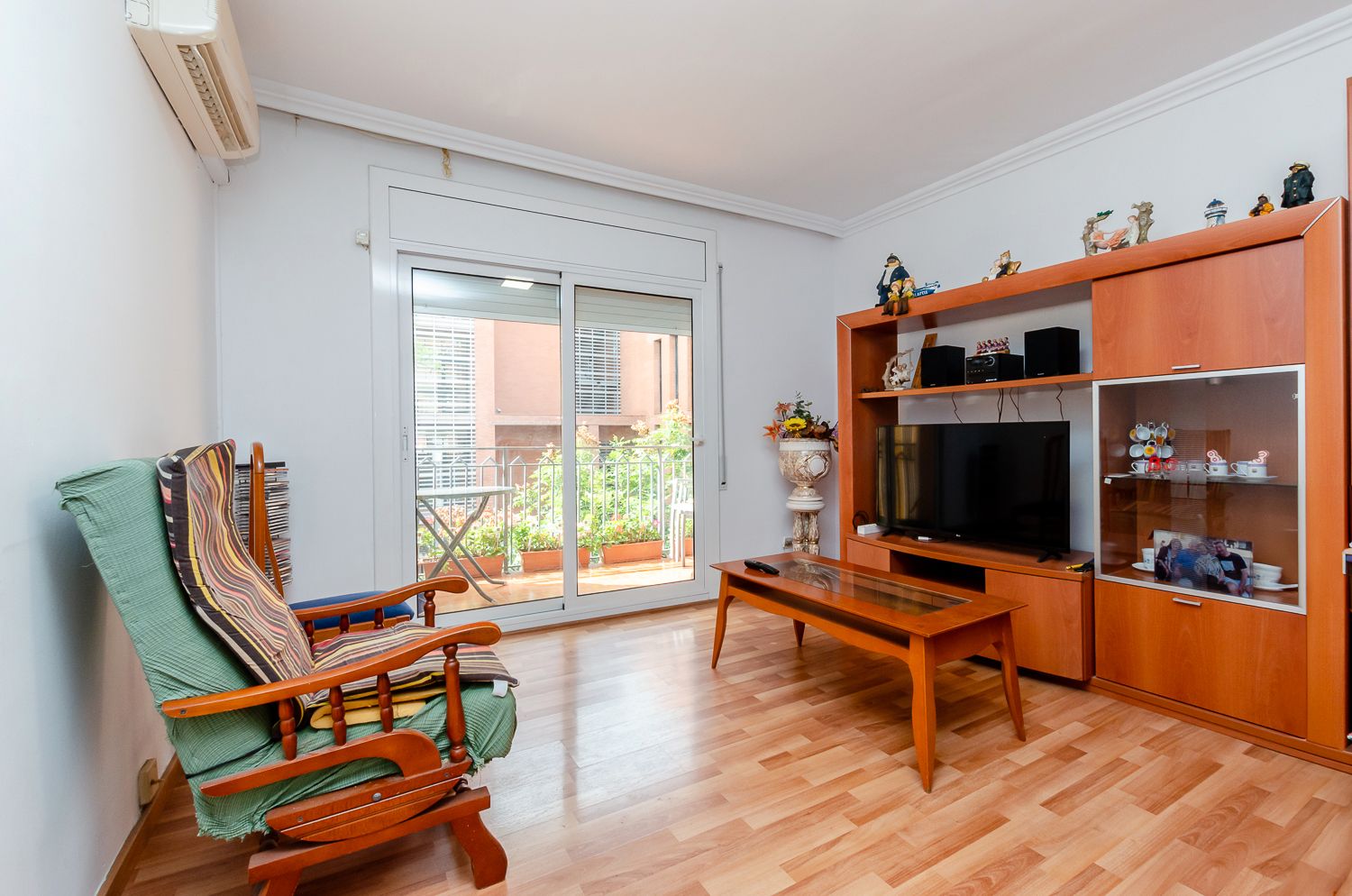Flat for sale in Carrer de Mossèn Andreu, La Gavarra