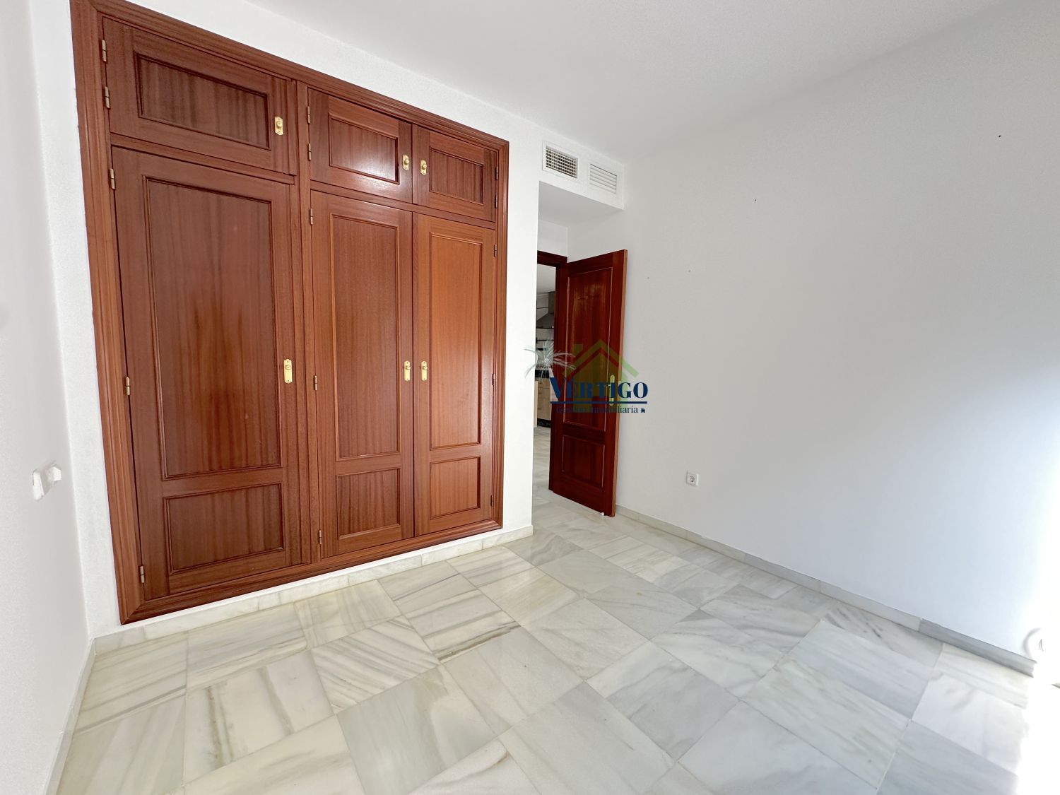 Pis de lloguer en  Sevilla Capital amb Aire condicionat, Calefacció i Terrassa