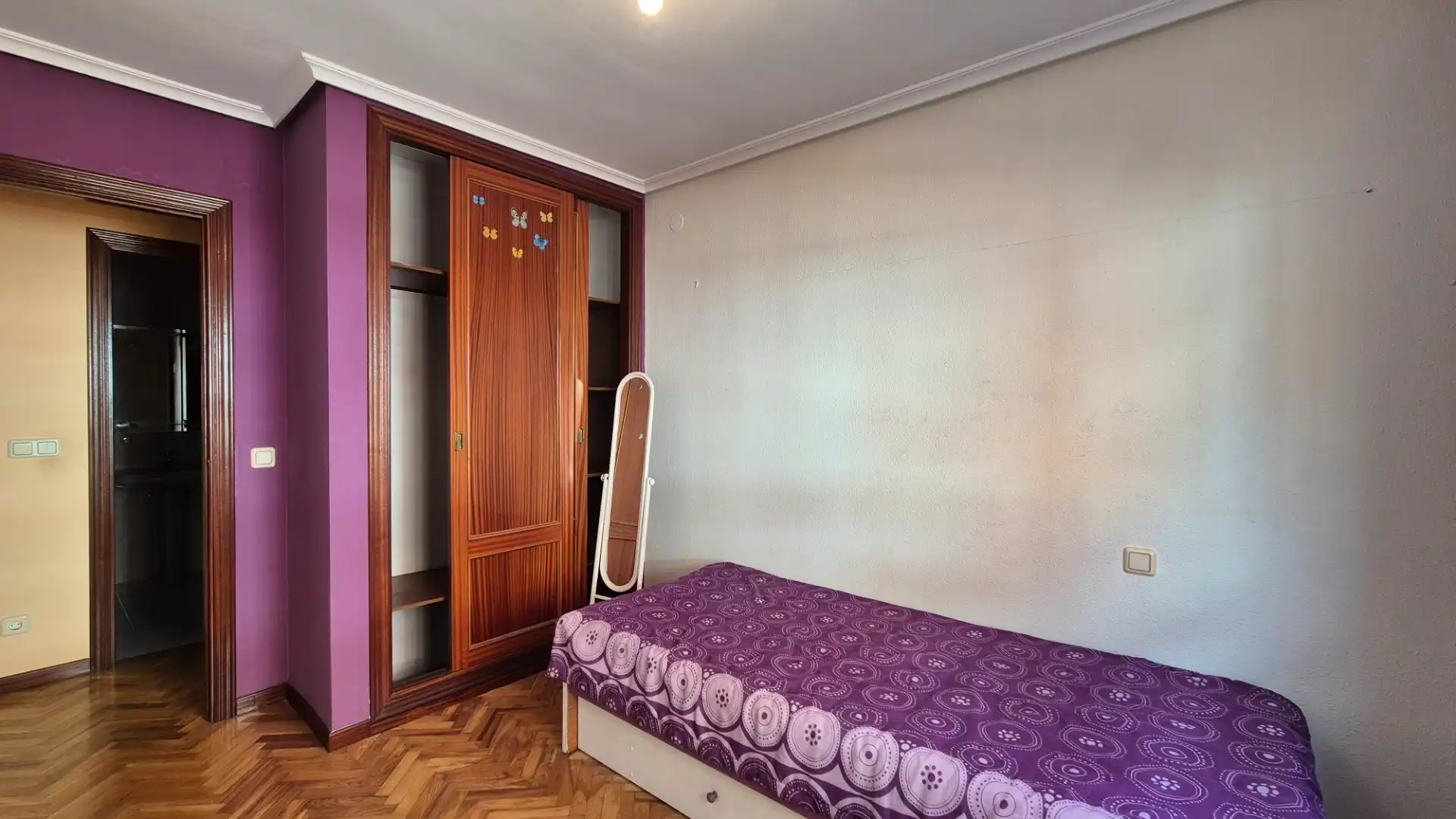 Bedroom of Flat for sale in Palencia  with Heating, Parquet flooring and Storage room