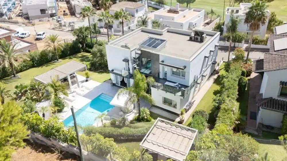 Casa amb piscina en venda a La Cala Golf - Lagar Martell