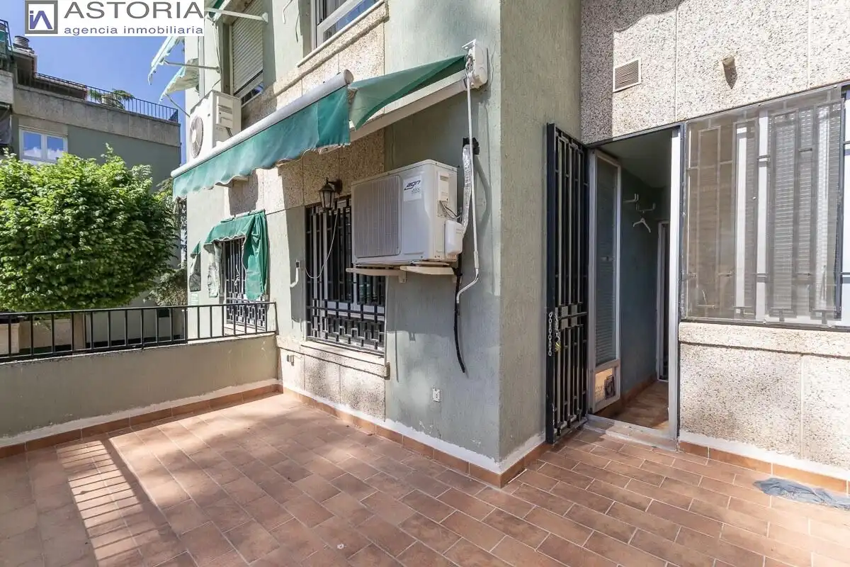 Balcony of Flat for sale in Granada  with Heating