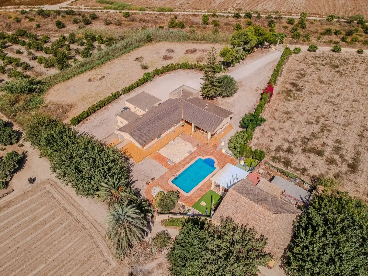 Landhaus mit Pool zum Verkauf in Almoradí