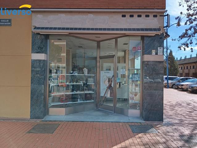 Local comercial en Alquiler en Santo Domingo - La Estación