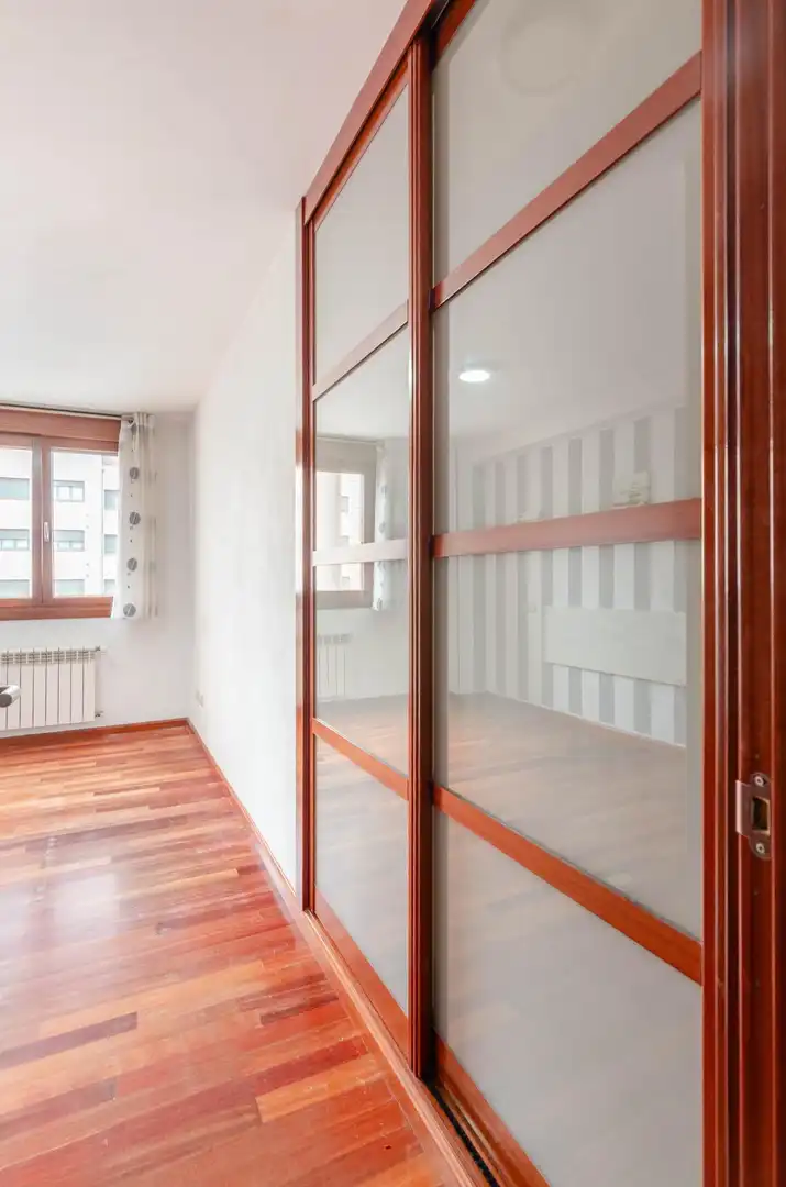 Flat with terrace for sale in Calle MANOLO QUIROS 2, imagen 21