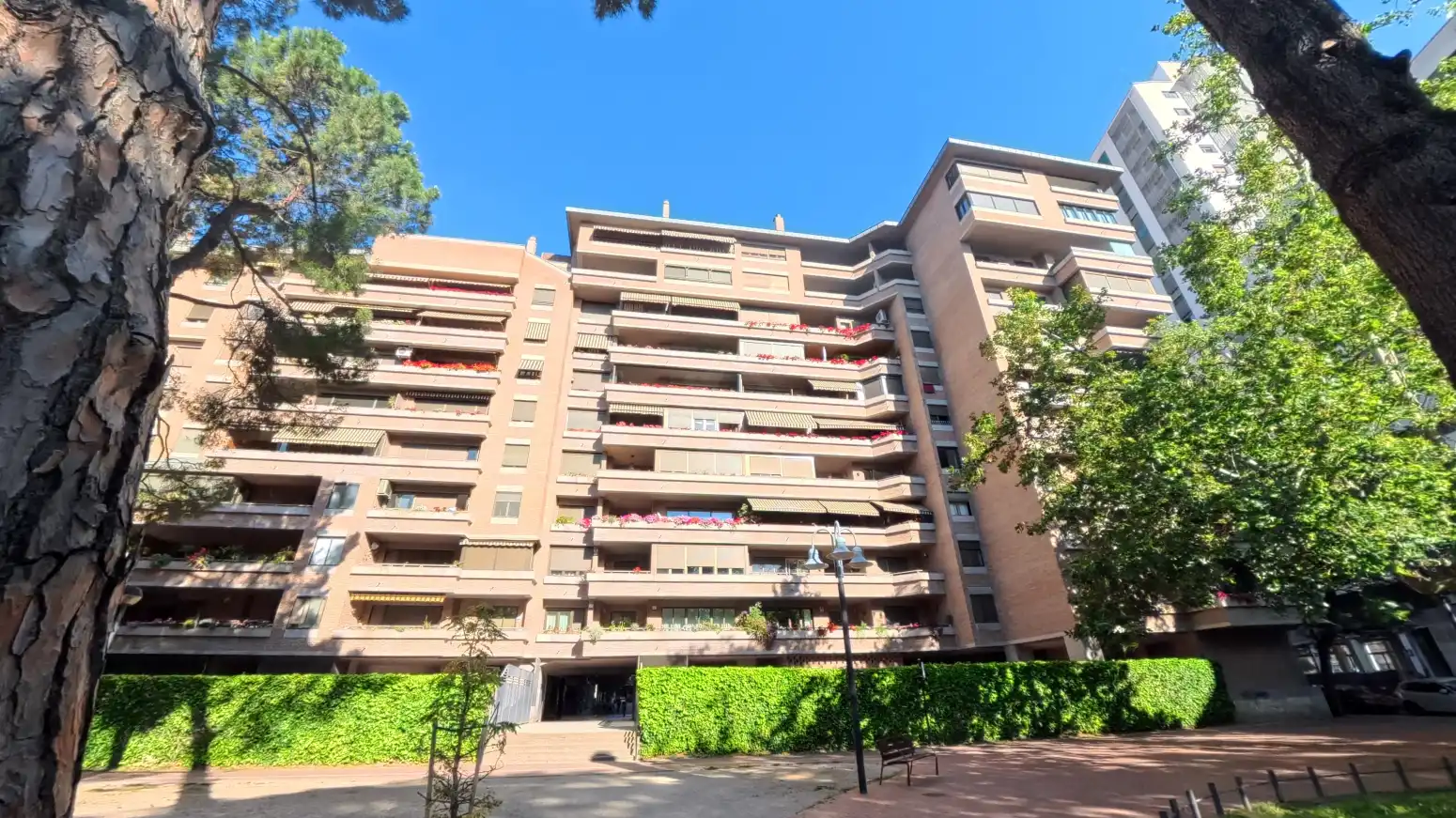 Vista exterior de Pis en venda en  Logroño amb Calefacció, Parquet i Terrassa