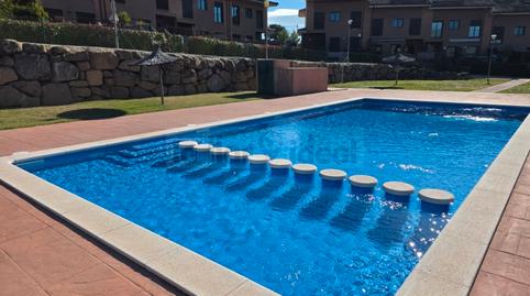 Foto 2 de Casa adosada en venta en Sant Esteve Sesrovires, Barcelona