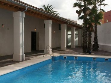 Loft with pool for sale in Calle Balderramas 14