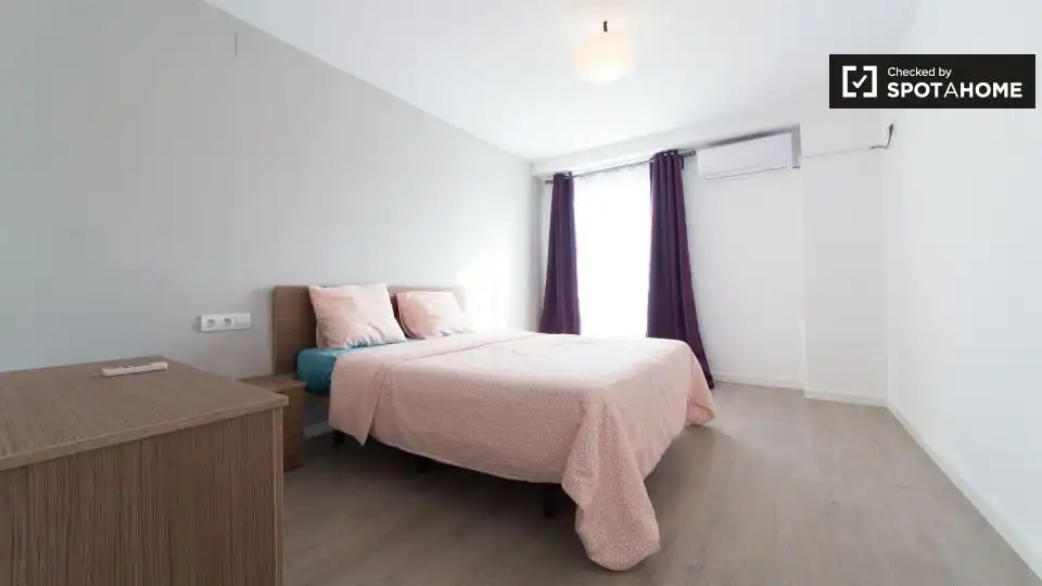 Habitación en El Cabanyal - El Canyamelar