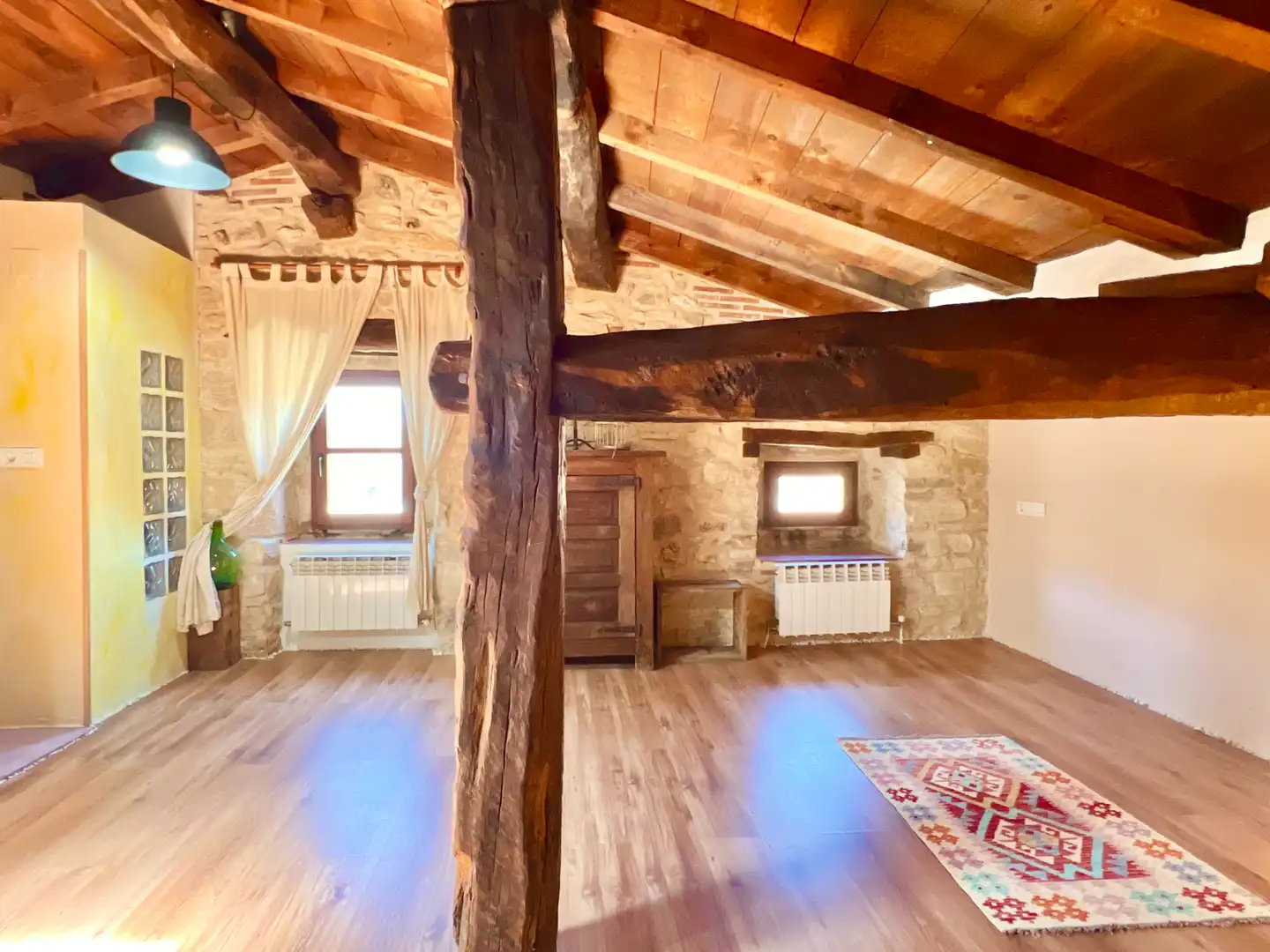 Sala de estar de Casa o chalet en venta en Condado de Treviño con Calefacción, Jardín privado y Parquet