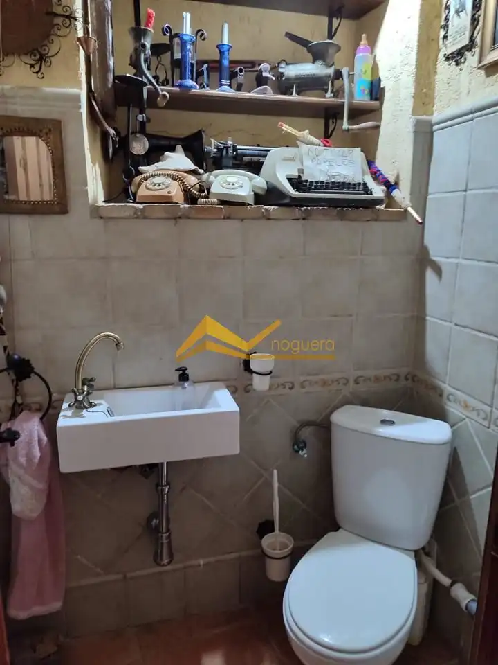 Casa amb terrassa en venda a canovas del castillo, imagen 8