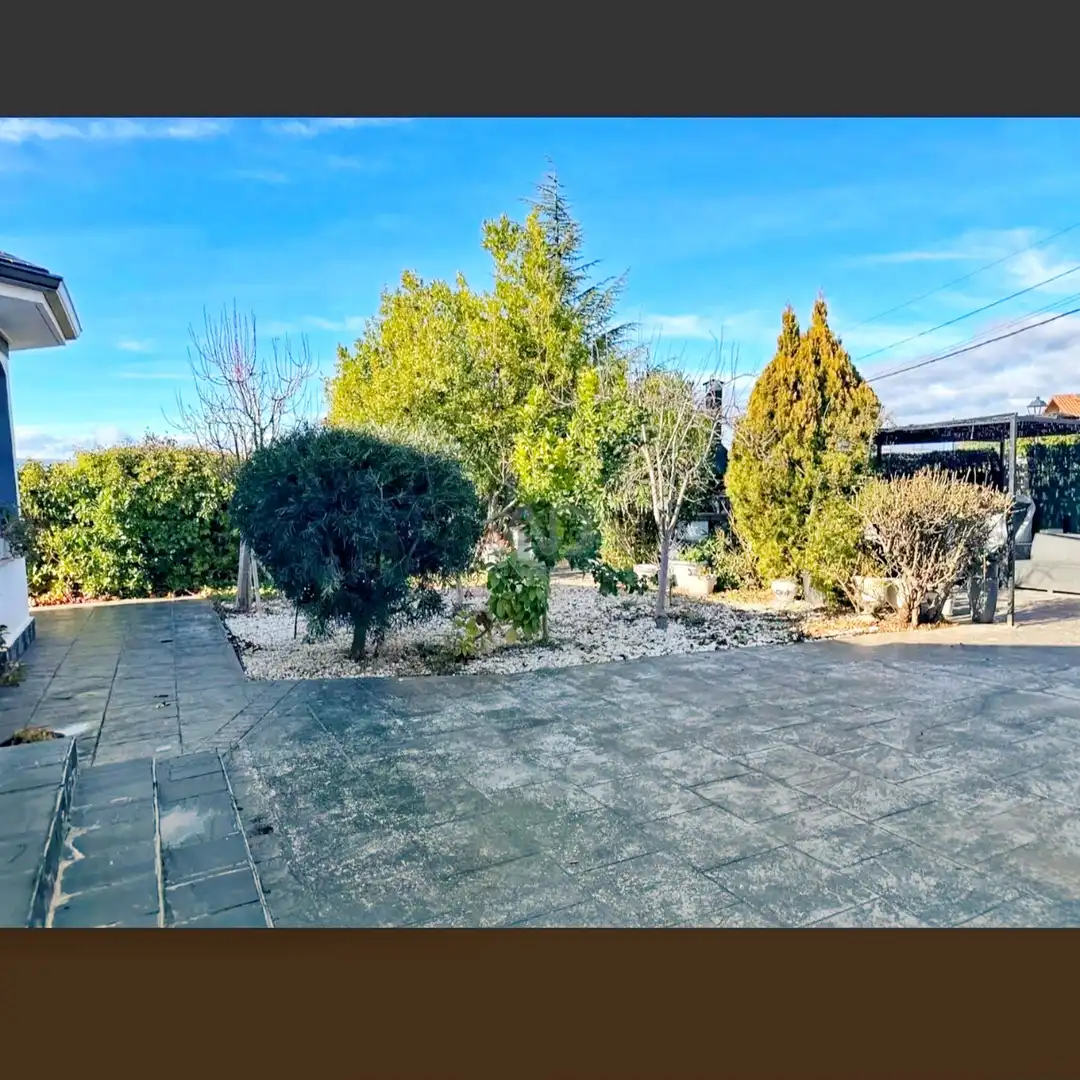 Jardín de Casa o chalet en venta en Huércanos con Aire acondicionado, Calefacción y Terraza