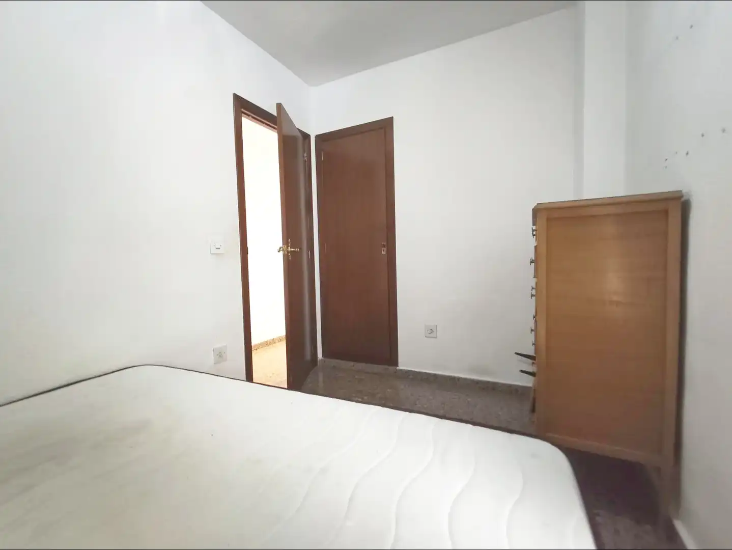 Bedroom of Flat for sale in Valencia  with Air Conditioner, Terrace and Balcony