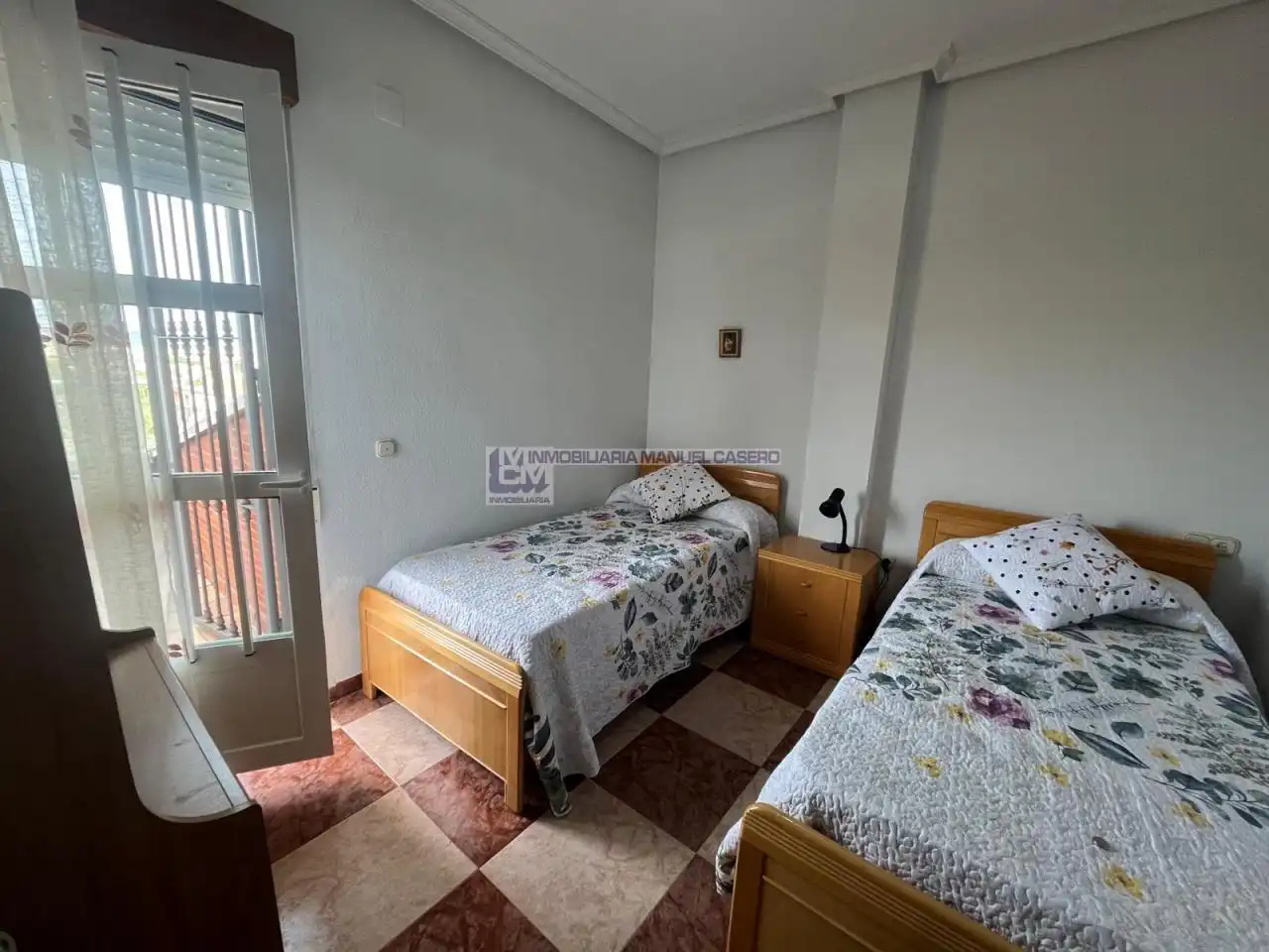 Dormitori de Casa o xalet en venda en Cáceres amb Calefacció, Jardí privat i Terrassa