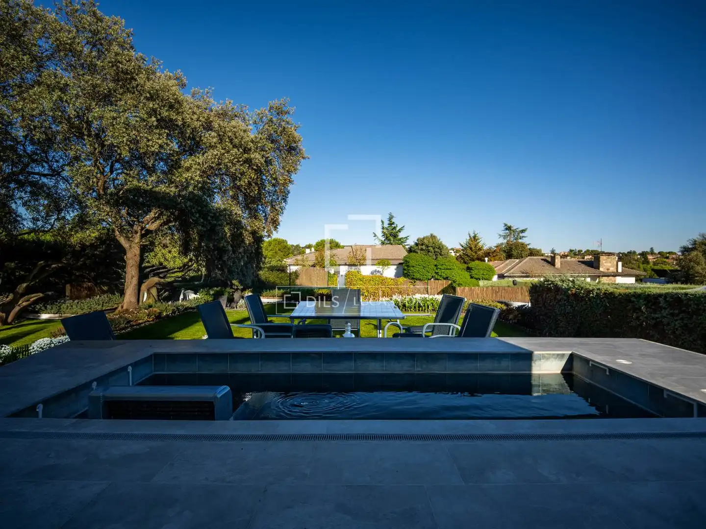 Vista exterior de Casa o xalet de lloguer en Valdemorillo amb Aire condicionat, Calefacció i Jardí privat