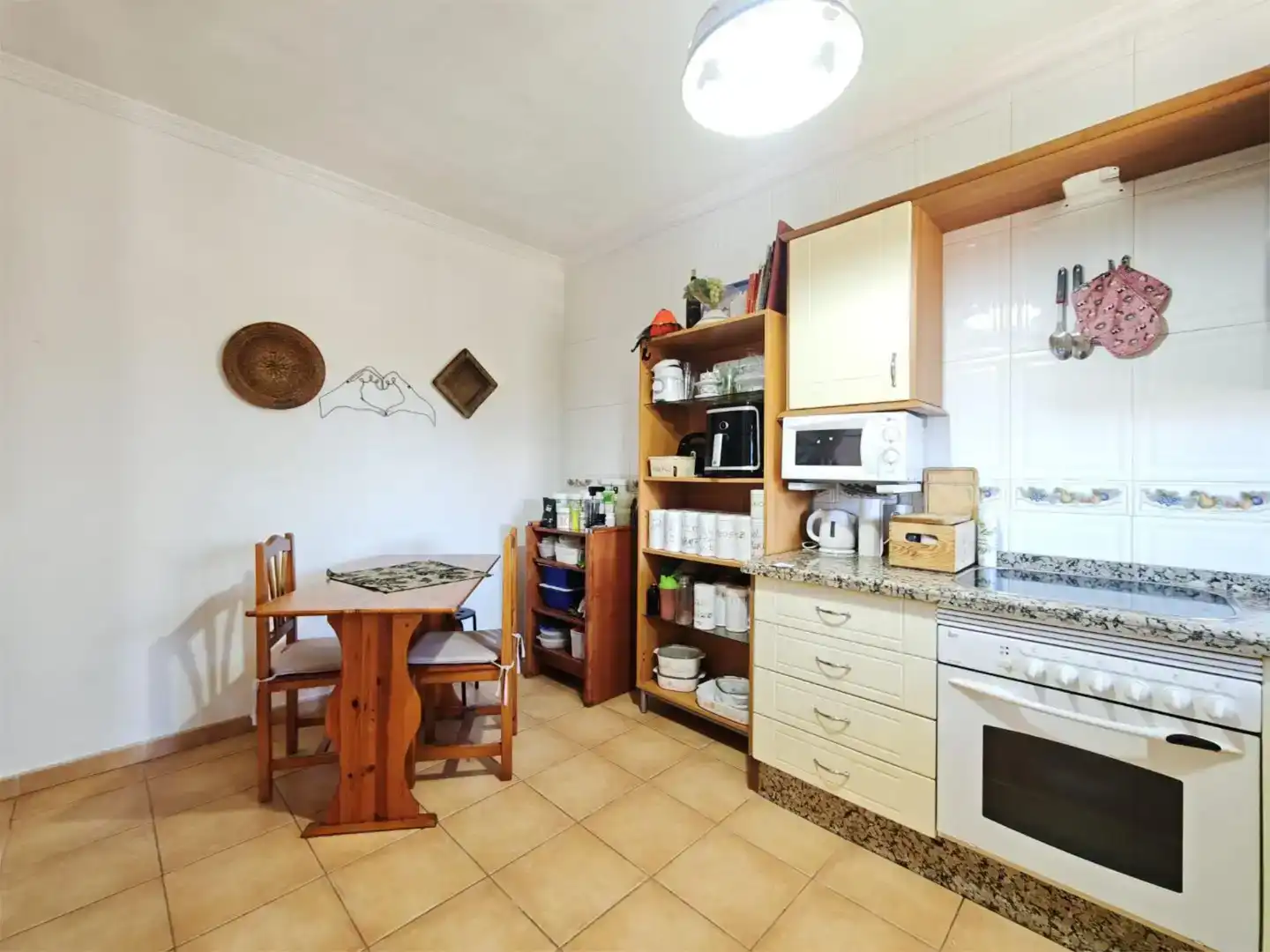 Cocina de Casa o chalet en venta en El Rosario con Jardín privado, Trastero y Piscina