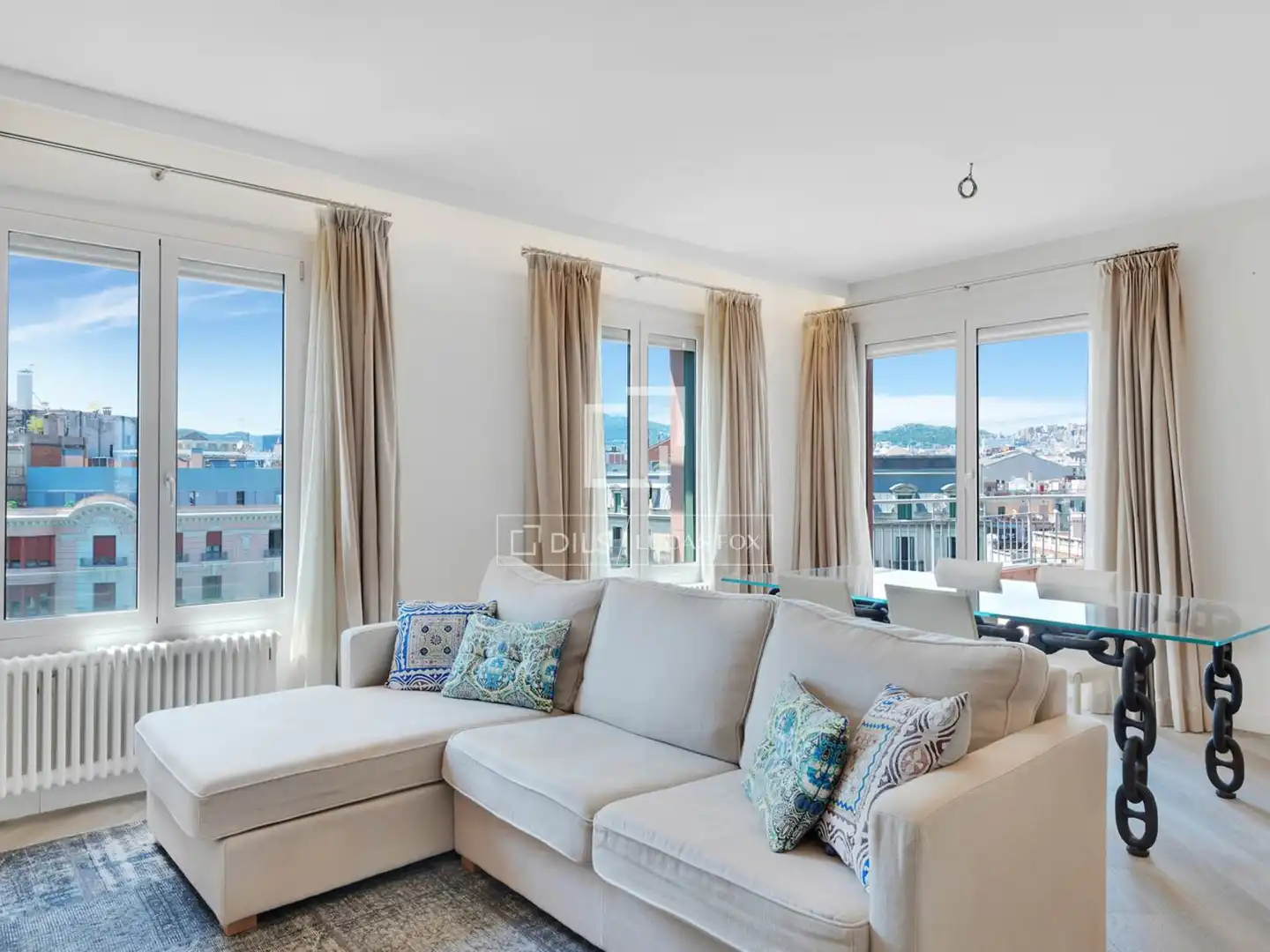 Living room of Attic for sale in Barcelona  with Air Conditioner, Heating and Parquet flooring