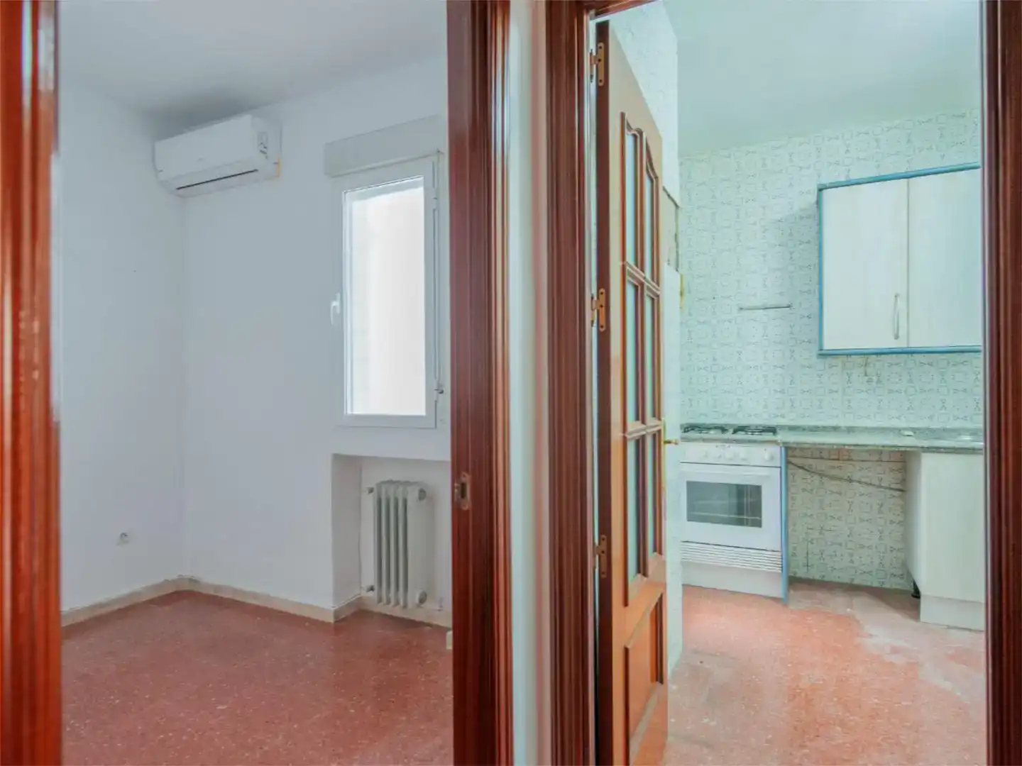Cuina de Pis en venda en Sevilla amb Aire condicionat i Balcó