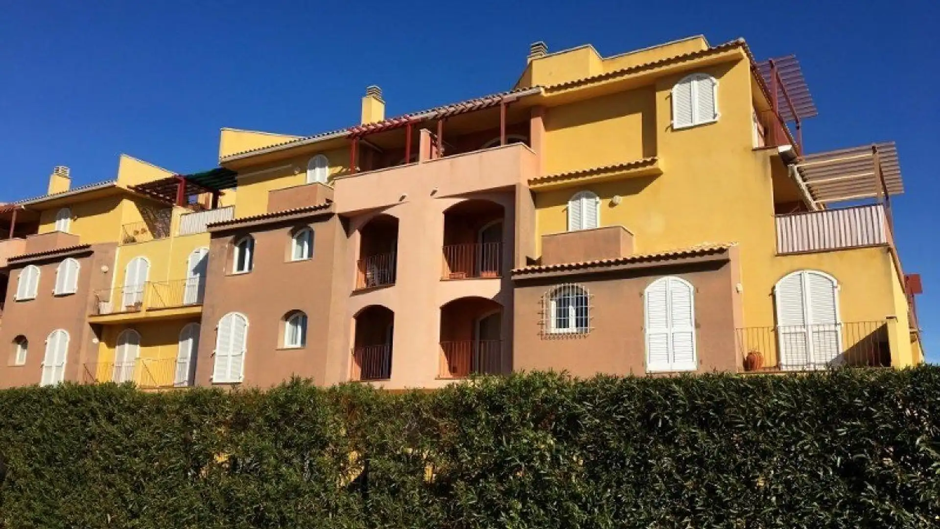 Vista exterior de Estudio en venta en Mont-roig del Camp con Amueblado y Piscina comunitaria