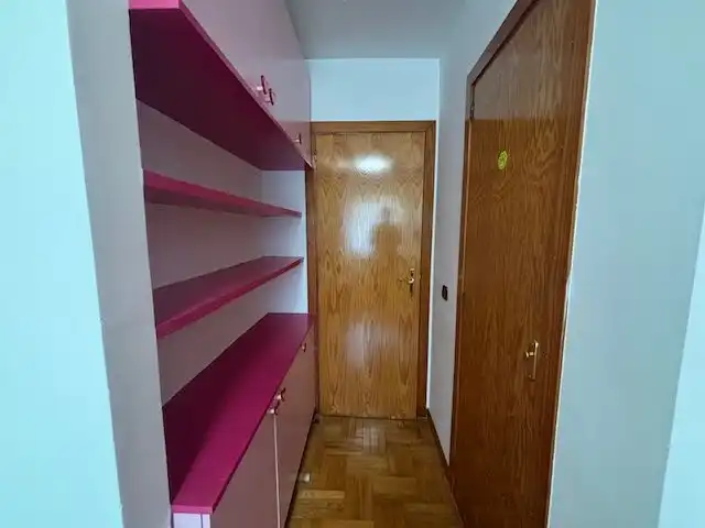 Wohnung zur Miete in Calle del Concejo de Olaz, 17, Mendillorri