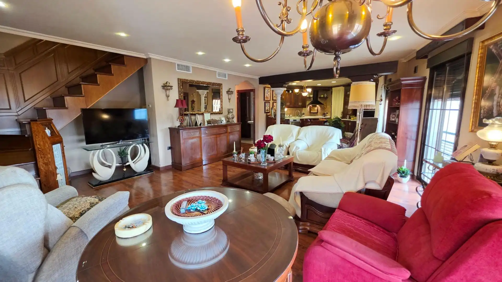 Sala d'estar de Dúplex en venda en San Felipe - El Almendral - La Merced