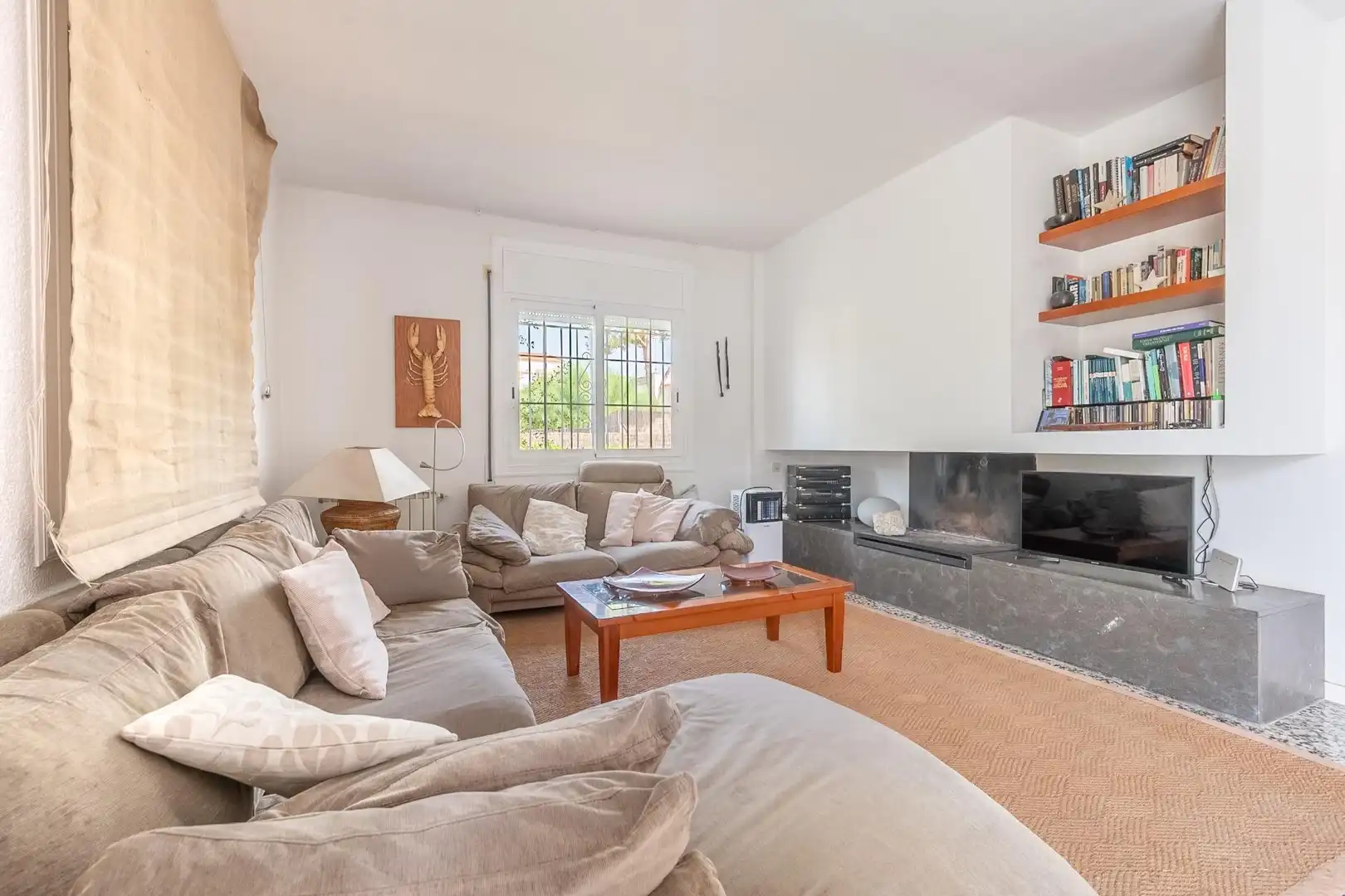 Living room of Houses for sale in Cunit  with Heating, Private garden and Swimming Pool