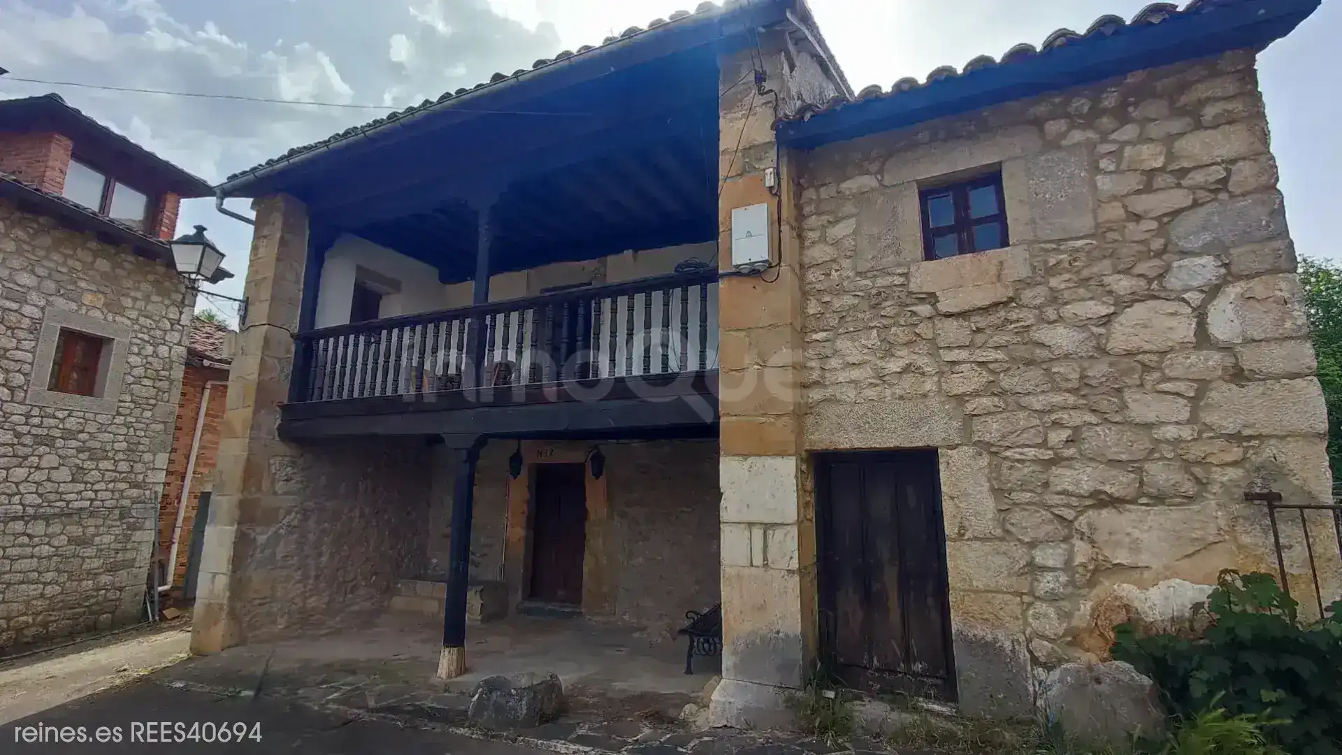 Exterior view of Houses for sale in Cabrales  with Terrace and Furnished