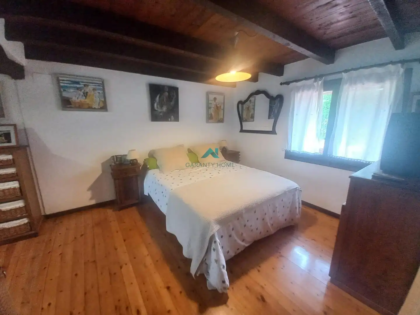 Habitación de Casa adosada en venta en Voto con Calefacción, Jardín privado y Terraza