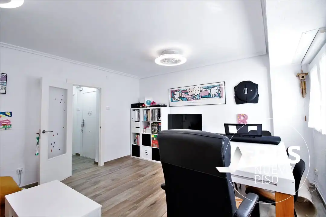 Living room of Flat for sale in Dos Hermanas  with Heating