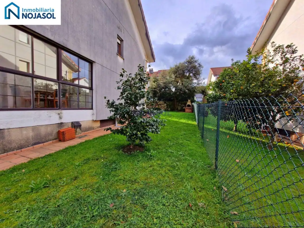 Garten von Einfamilien-Reihenhaus zum Verkauf in Argoños  mit Heizung, Privatgarten und Terrasse