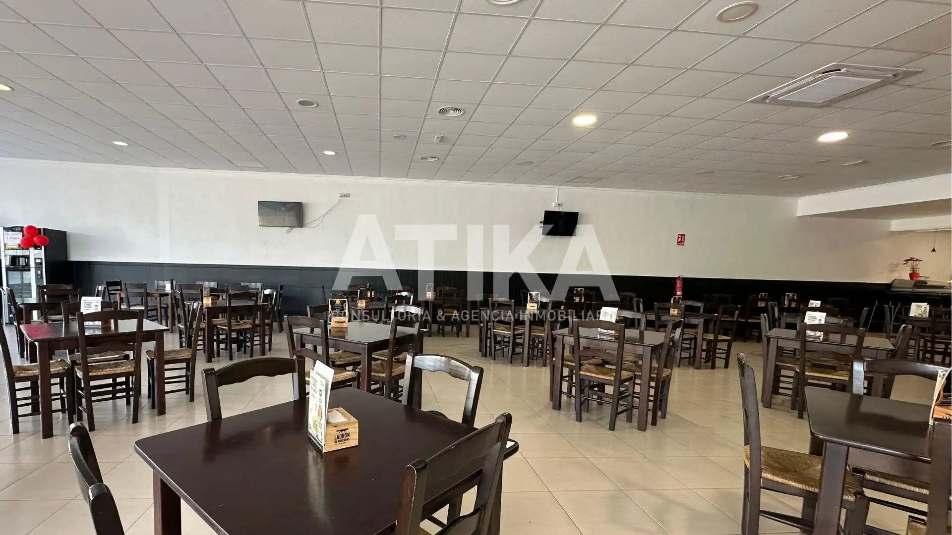 Business premises to rent in Santa Ana, imagen 2