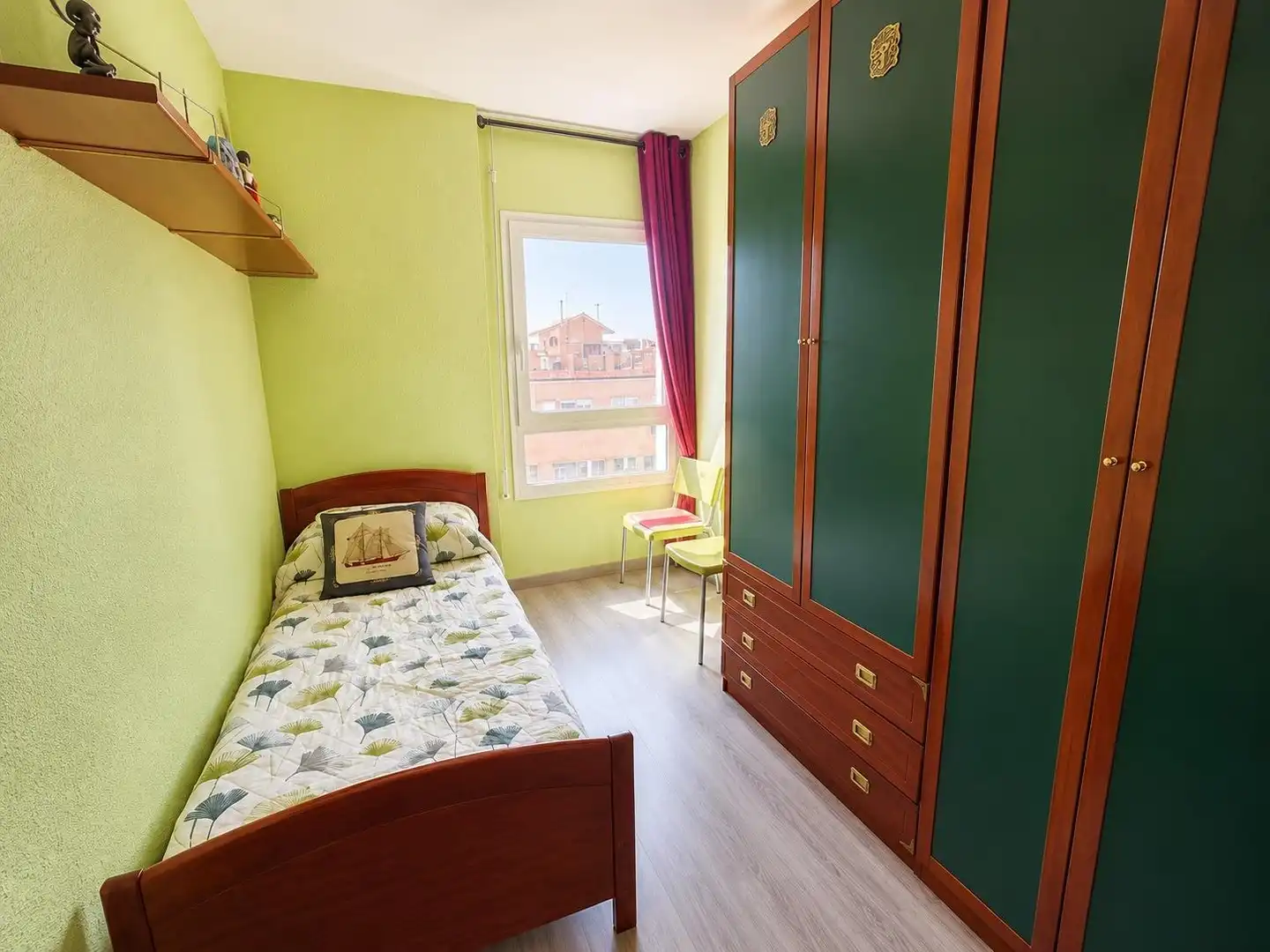Habitación de Piso en venta en Barcelona con Parquet