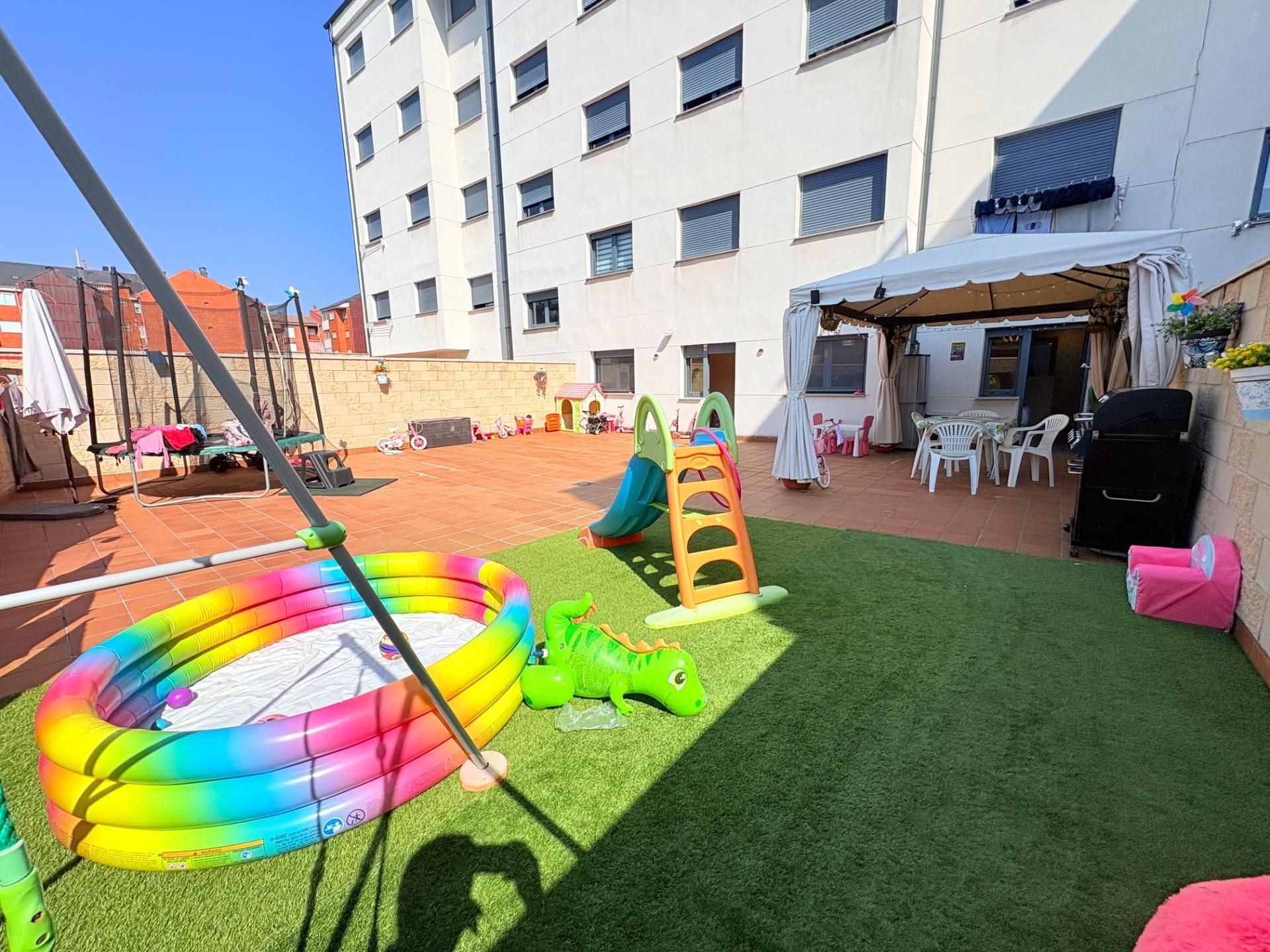 Terrace of Flat for sale in Bembibre  with Heating, Terrace and Storage room