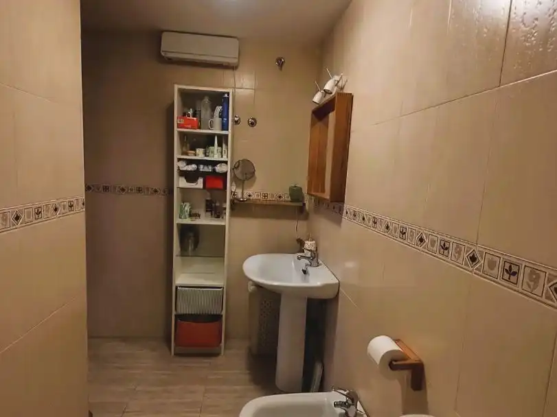 Bany de Pis en venda en Tomelloso amb Terrassa i Balcó