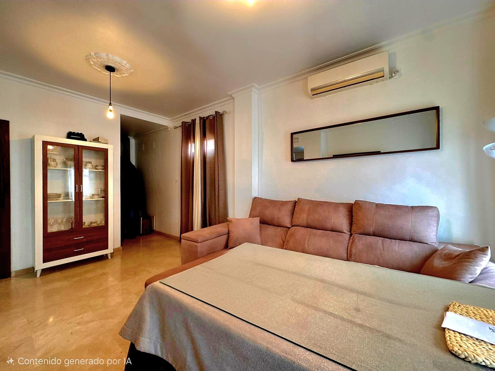 Dormitori de Apartament en venda en Sanlúcar la Mayor amb Aire condicionat