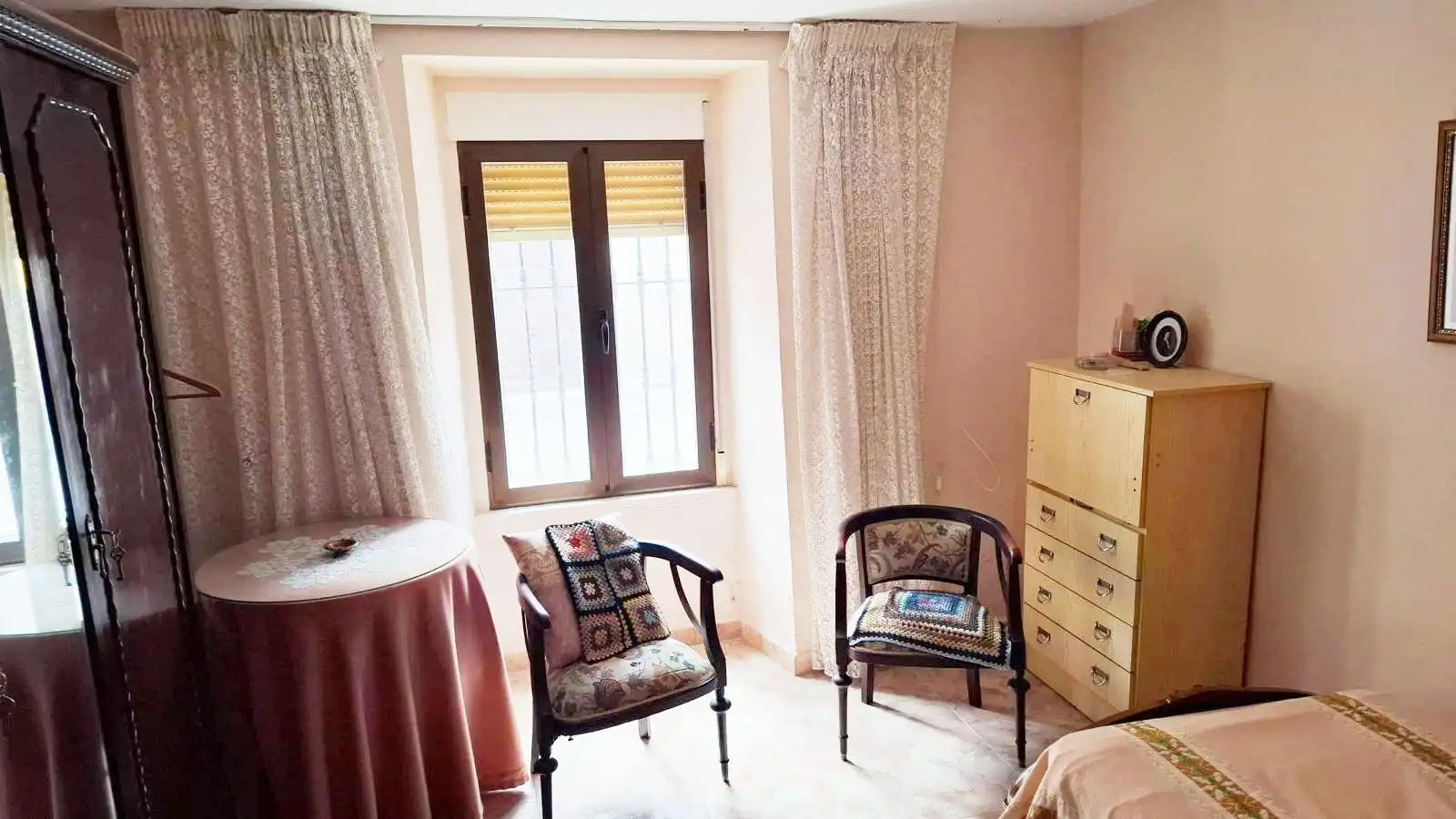Habitación de Casa o chalet en venta en Barrax con Calefacción, Terraza y Trastero