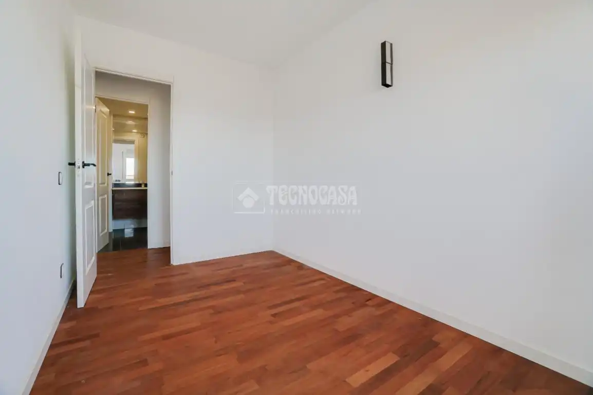 Habitación de Piso en venta en Sant Boi de Llobregat con Calefacción, Parquet y Balcón