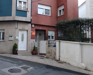 Exterior view of Single-family semi-detached for sale in Ribeira