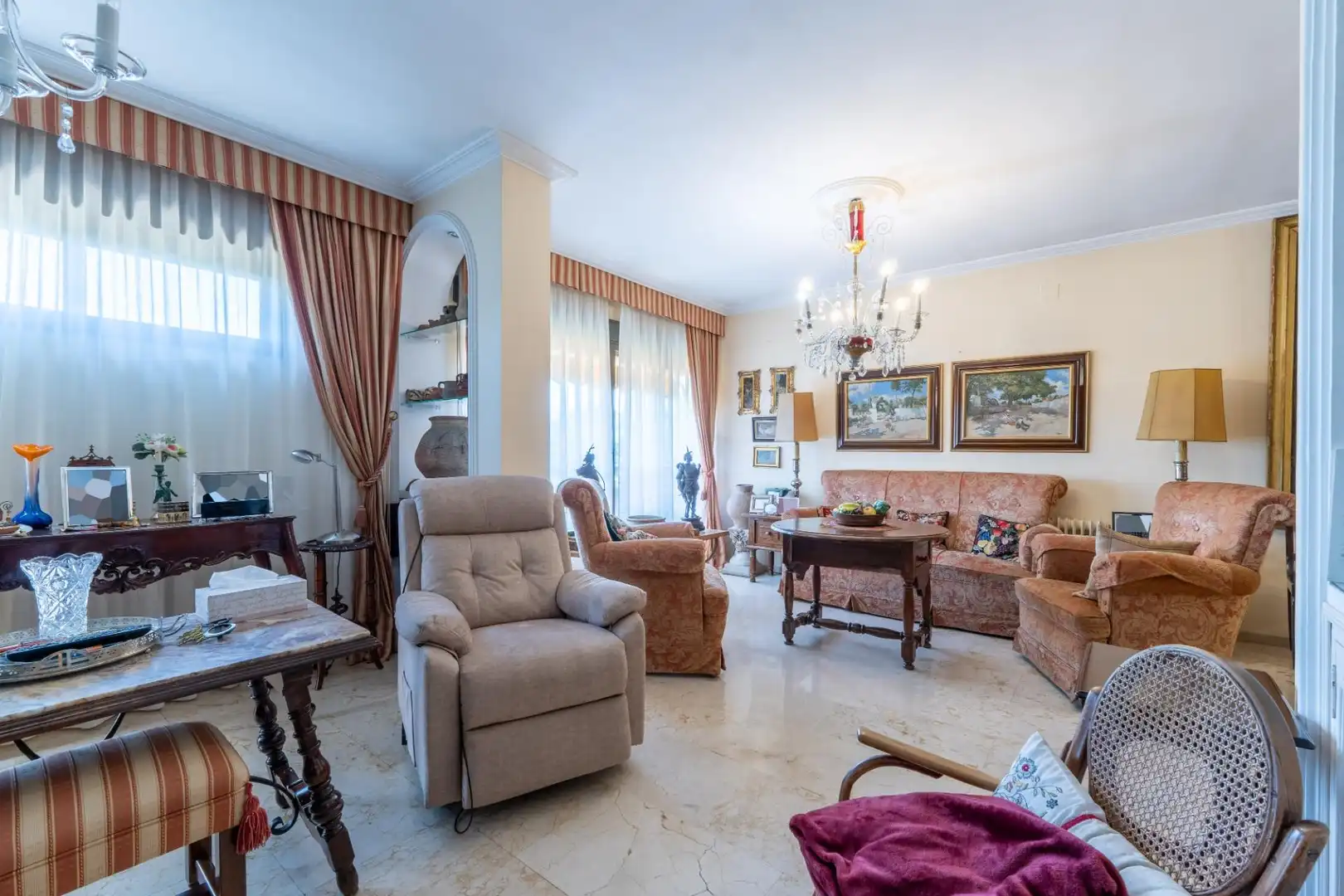 Wohnzimmer von Wohnung zum Verkauf in Córdoba mit Klimaanlage, Heizung und Abstellraum