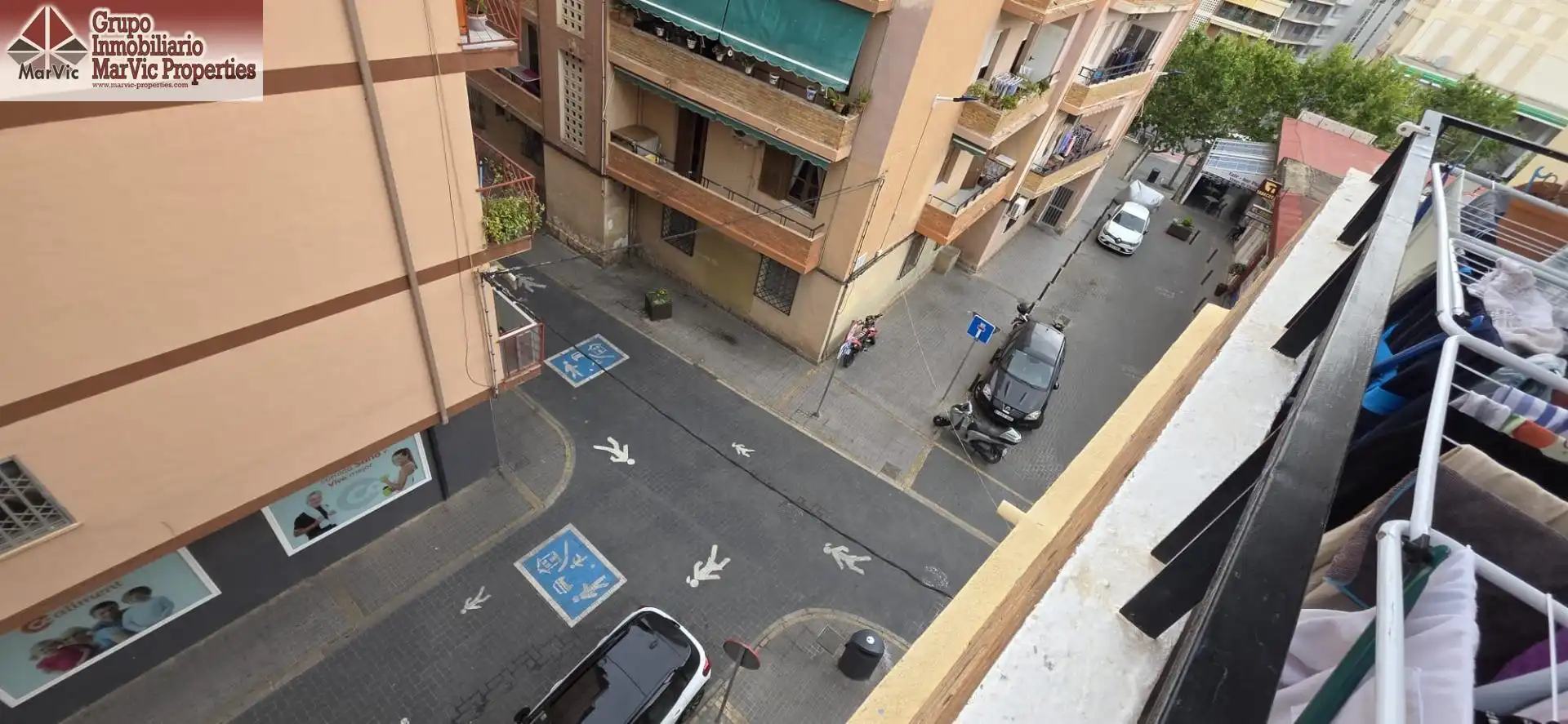 Aparcament de Pis en venda en Benidorm amb Terrassa i Moblat