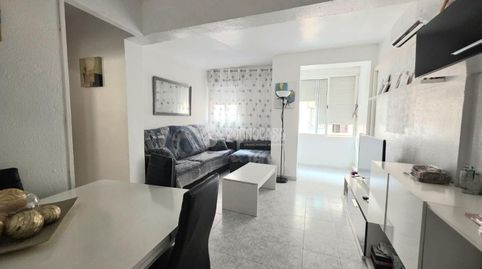 Foto 2 de Piso en venta en C. Estrella Polar, La Chanca - Pescadería, Almería Capital