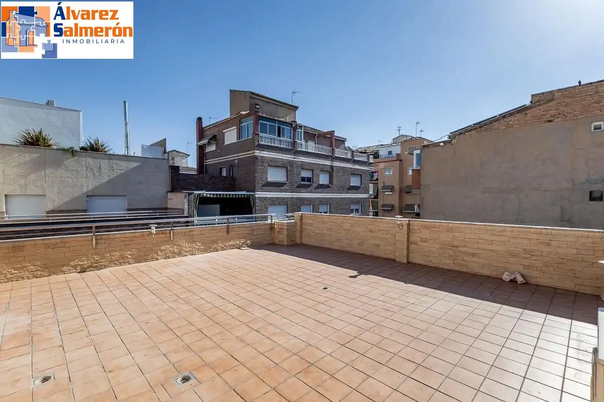 Dúplex amb ascensor en venda a Ronda