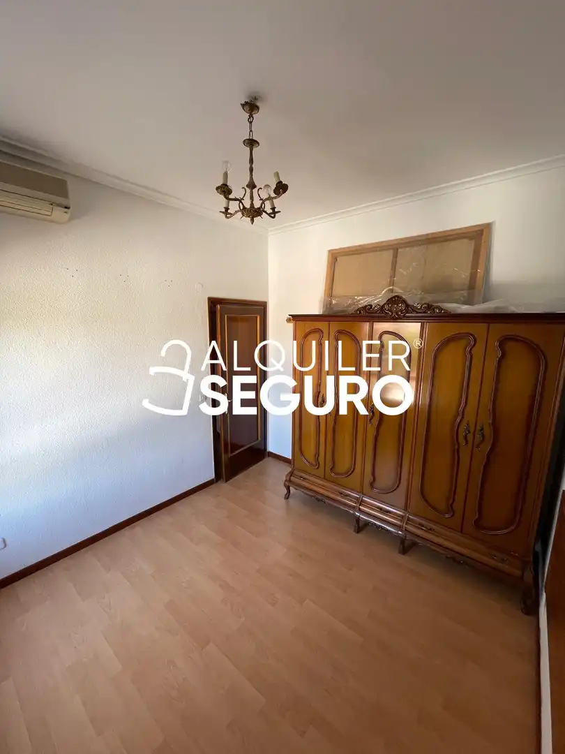 Habitación de Piso de alquiler en Madrid con Aire acondicionado, Calefacción y Terraza