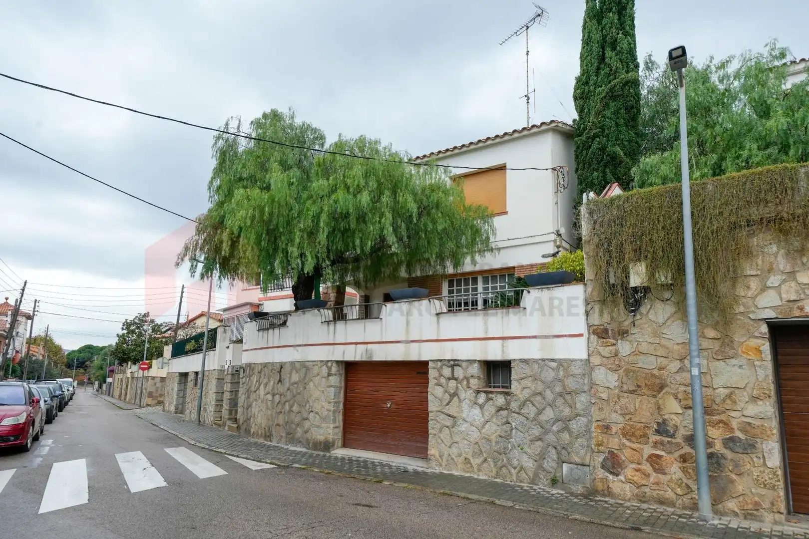 Vista exterior de Casa o xalet en venda en Mataró amb Aire condicionat, Calefacció i Jardí privat