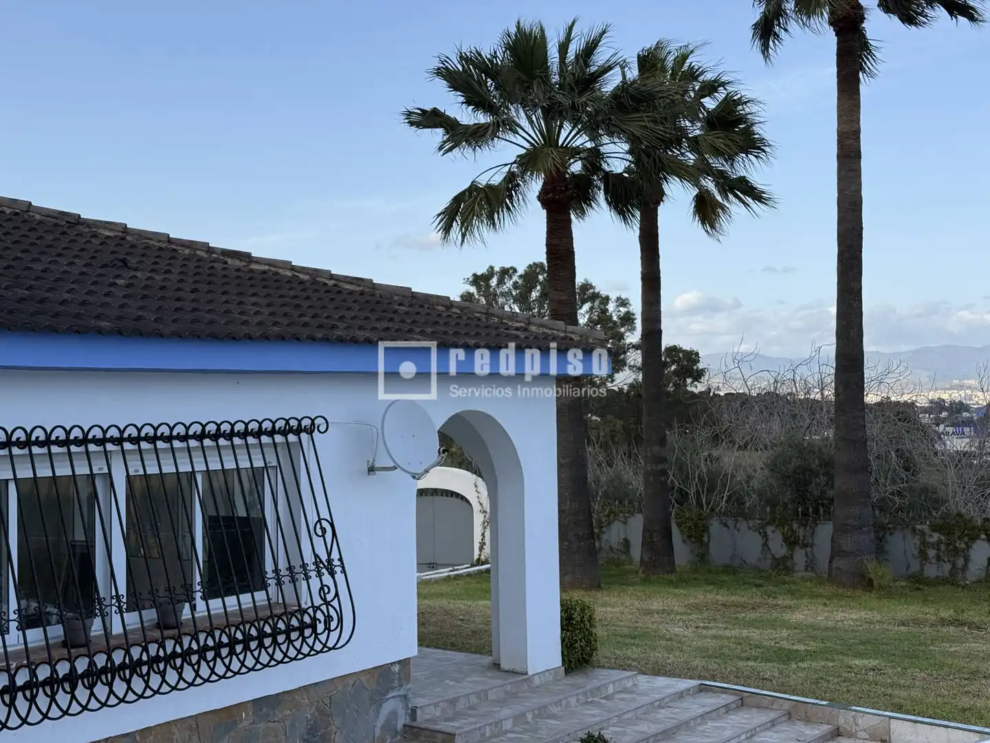 Exterior view of Houses for sale in Málaga  with Air Conditioner, Private garden and Furnished